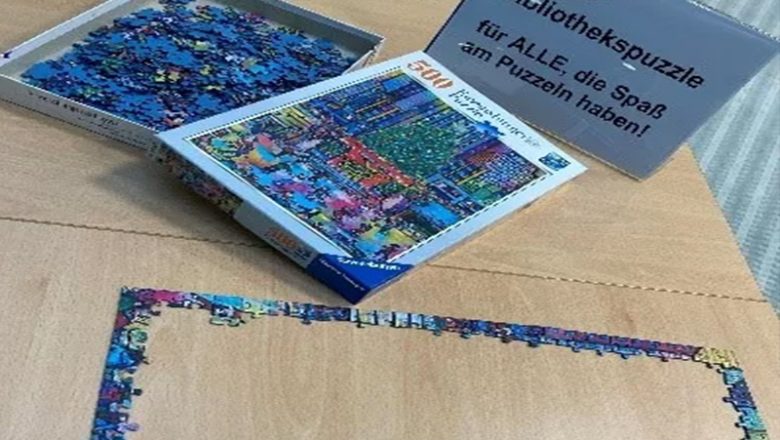 Puzzlen als Zeitvertreib in der Stadtbibliothek