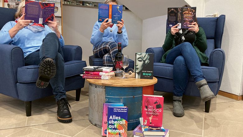 Neues aus der Bücherwelt – Köstliches am Büfett