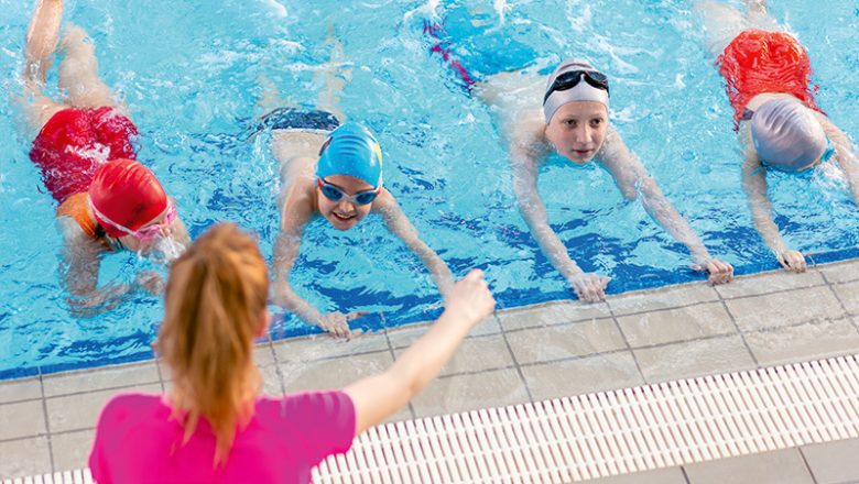 Schwimmabzeichentag in den Bädern