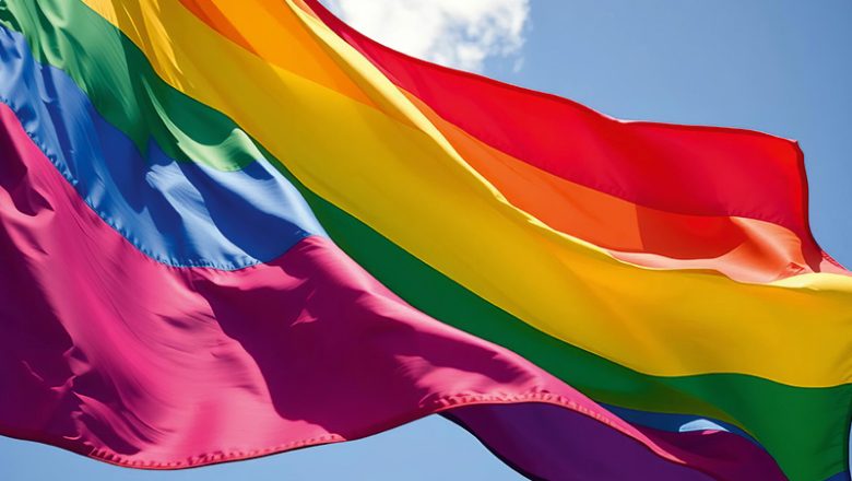 Regenbogenfahne weht wieder