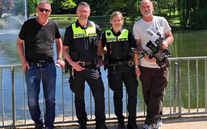 Carolin Spilker und Matthias Pintak wurden von einem Kamerateam der Redaktion "Achtung Kontrolle" begleitet. 