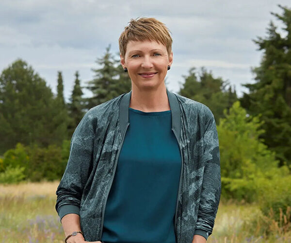 Kristina Hauff liest aus Schattengrünes Tal