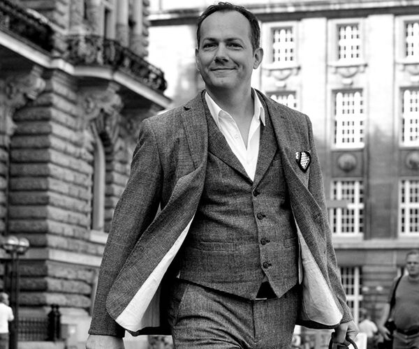 „Heute zwischen gestern und morgen“