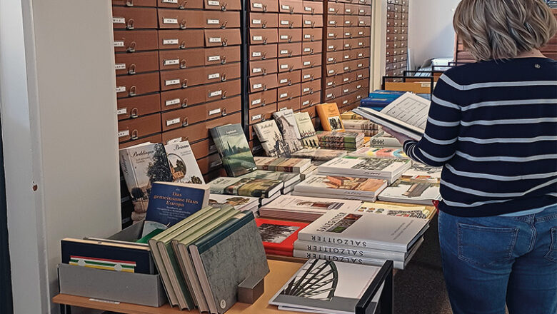 Zurück in die Vergangenheit – 100 Gäste beim Tag des Stadtarchivs