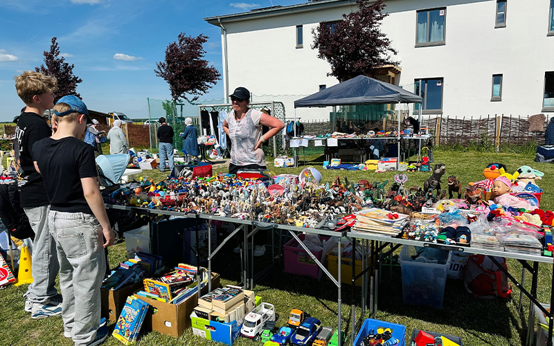 Die Mansfeld-Löbbecke-Stiftung lädt auch in diesem Jahr wieder zum beliebten Familienflohmarkt ein.
