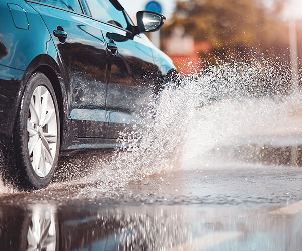 Fahrtraining für Senioren und Seniorinnen: Fit im Auto