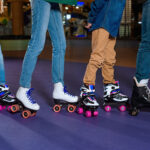 Die Neuheit in der Eissporthalle – Super Disco auf Rollen