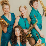 „Sistergold“ in der Kniki