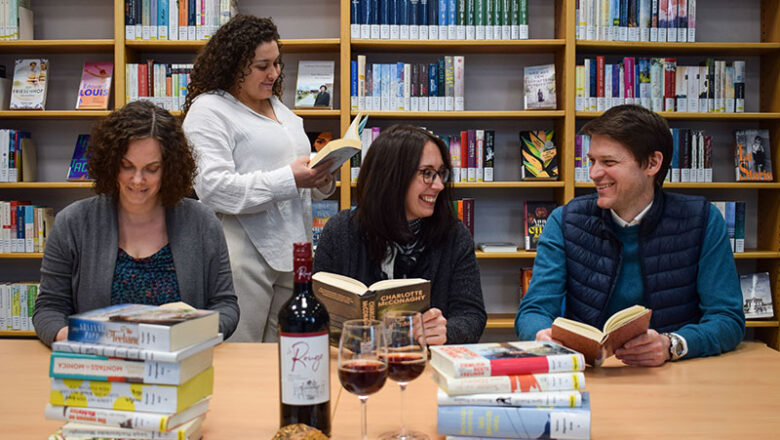 Neues aus der Bücherwelt – Köstliches am Büfett